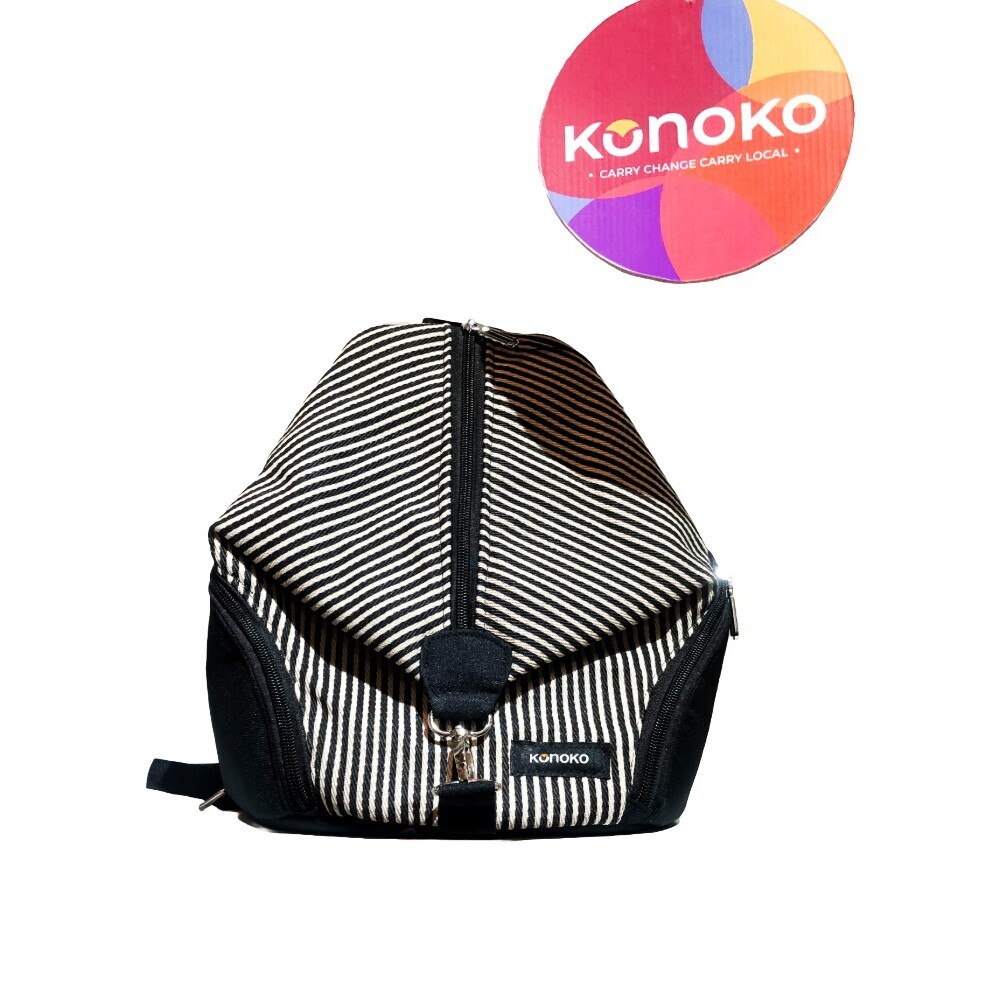 Konoko Triangle Backpack Black K1017